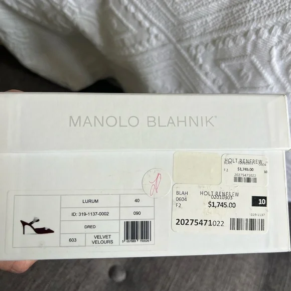 Manolo Blahnik Lurum Burgundy Velvet Crystal Embellished Mules size 40 - Picture 4 of 8